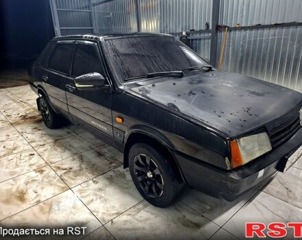 Черный ВАЗ 21099, объемом двигателя 1.5 л и пробегом 180 тыс. км за 1400 $, фото 2 на Automoto.ua