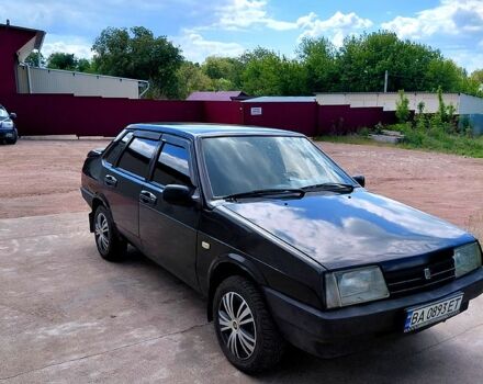 Черный ВАЗ 21099, объемом двигателя 1.5 л и пробегом 160 тыс. км за 1300 $, фото 2 на Automoto.ua