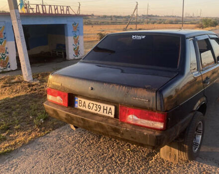 Черный ВАЗ 21099, объемом двигателя 1.5 л и пробегом 210 тыс. км за 2200 $, фото 4 на Automoto.ua