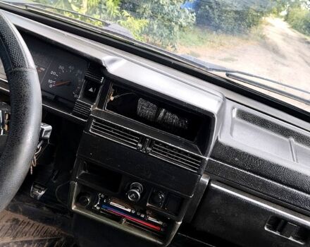 Чорний ВАЗ 21099, об'ємом двигуна 1.5 л та пробігом 270 тис. км за 740 $, фото 3 на Automoto.ua