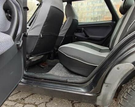 Черный ВАЗ 21099, объемом двигателя 1.6 л и пробегом 200 тыс. км за 2000 $, фото 9 на Automoto.ua