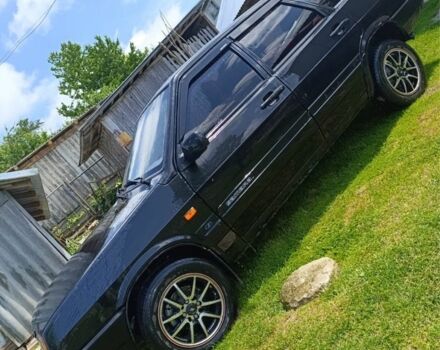 Черный ВАЗ 21099, объемом двигателя 1.6 л и пробегом 163 тыс. км за 800 $, фото 2 на Automoto.ua