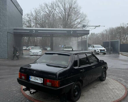 Черный ВАЗ 21099, объемом двигателя 1.5 л и пробегом 300 тыс. км за 2000 $, фото 3 на Automoto.ua