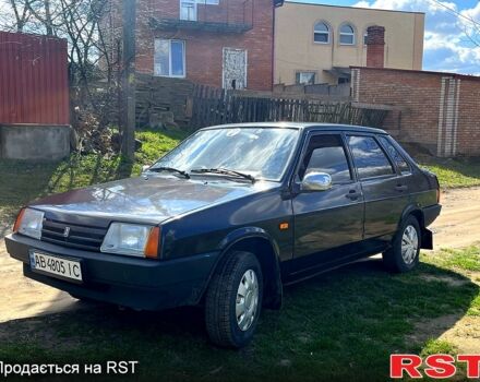 Чорний ВАЗ 21099, об'ємом двигуна 1.6 л та пробігом 180 тис. км за 2100 $, фото 6 на Automoto.ua