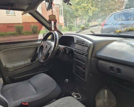 Чорний ВАЗ 21099, об'ємом двигуна 1.6 л та пробігом 200 тис. км за 500 $, фото 2 на Automoto.ua