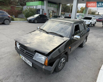 Черный ВАЗ 21099, объемом двигателя 1.6 л и пробегом 160 тыс. км за 1500 $, фото 3 на Automoto.ua