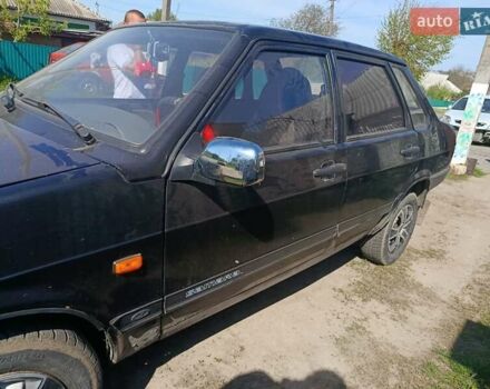 Чорний ВАЗ 21099, об'ємом двигуна 1.6 л та пробігом 150 тис. км за 1300 $, фото 2 на Automoto.ua