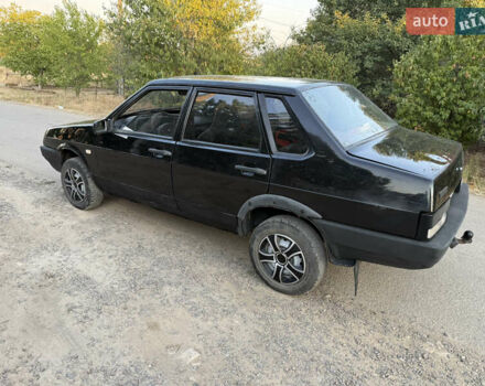 Черный ВАЗ 21099, объемом двигателя 1.6 л и пробегом 300 тыс. км за 1800 $, фото 9 на Automoto.ua