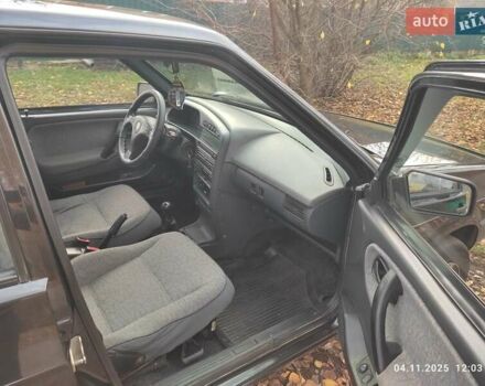 Черный ВАЗ 21099, объемом двигателя 1.6 л и пробегом 148 тыс. км за 2000 $, фото 2 на Automoto.ua