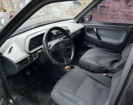 Чорний ВАЗ 21099, об'ємом двигуна 1.6 л та пробігом 140 тис. км за 1300 $, фото 7 на Automoto.ua