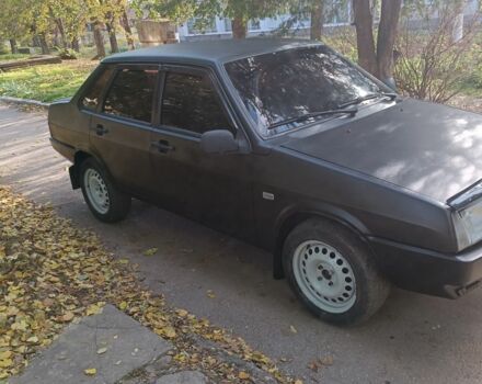 Черный ВАЗ 21099, объемом двигателя 1.6 л и пробегом 150 тыс. км за 1100 $, фото 4 на Automoto.ua