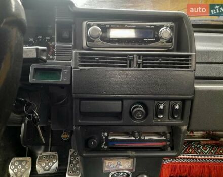 Черный ВАЗ 21099, объемом двигателя 1.5 л и пробегом 200 тыс. км за 2100 $, фото 4 на Automoto.ua