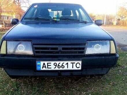 ВАЗ 21099 1999 у Вознесенске на Automoto.ua Чорний ВАЗ 21099, об'ємом двигуна 1.5 л та пробігом 35 тис. км за 2000 $, фото 1 на Automoto.ua