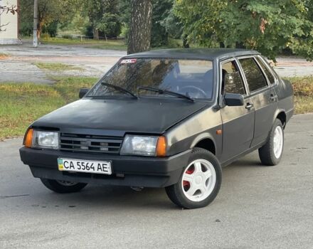 Чорний ВАЗ 21099, об'ємом двигуна 1.6 л та пробігом 200 тис. км за 1100 $, фото 1 на Automoto.ua