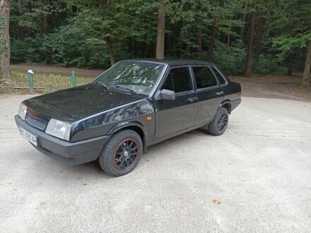 Черный ВАЗ 21099, объемом двигателя 1.5 л и пробегом 262 тыс. км за 1450 $, фото 1 на Automoto.ua