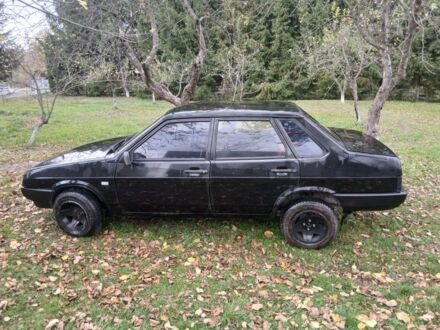 ВАЗ 21099 2007 в Новорад-Волынском на Automoto.ua Черный ВАЗ 21099, объемом двигателя 1.6 л и пробегом 213 тыс. км за 1100 $, фото 1 на Automoto.ua
