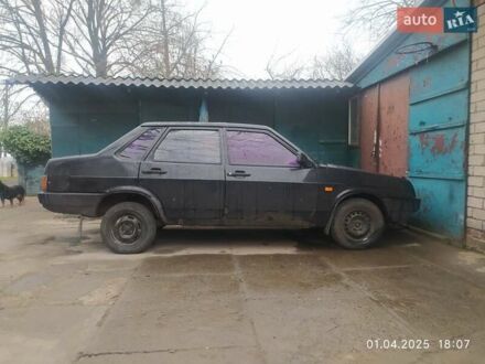 Черный ВАЗ 21099, объемом двигателя 1.6 л и пробегом 300 тыс. км за 1200 $, фото 1 на Automoto.ua