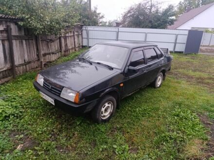 Черный ВАЗ 21099, объемом двигателя 1.6 л и пробегом 330 тыс. км за 800 $, фото 1 на Automoto.ua