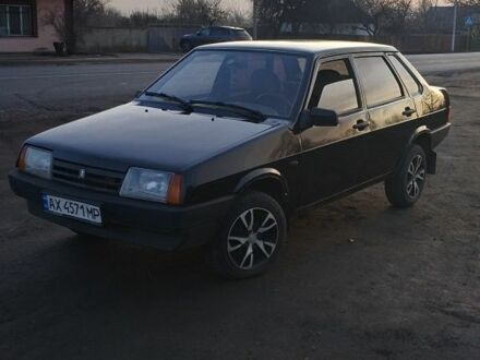 ВАЗ 21099 2008 у Синельниковом на Automoto.ua Чорний ВАЗ 21099, об'ємом двигуна 1.6 л та пробігом 150 тис. км за 2300 $, фото 1 на Automoto.ua
