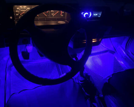 Фиолетовый ВАЗ 21099, объемом двигателя 1.5 л и пробегом 300 тыс. км за 800 $, фото 6 на Automoto.ua