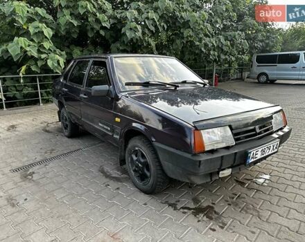 Фиолетовый ВАЗ 21099, объемом двигателя 1.5 л и пробегом 250 тыс. км за 1800 $, фото 1 на Automoto.ua