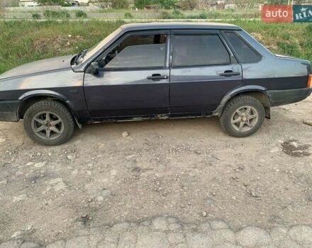 Фиолетовый ВАЗ 21099, объемом двигателя 1.5 л и пробегом 347 тыс. км за 1200 $, фото 2 на Automoto.ua