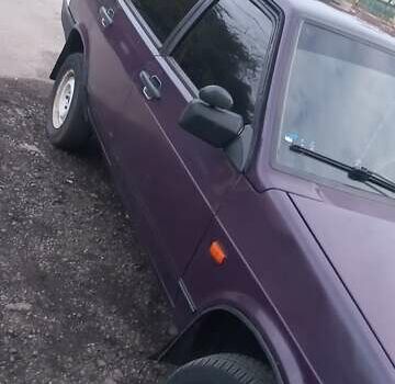 Фиолетовый ВАЗ 21099, объемом двигателя 1.6 л и пробегом 30 тыс. км за 2000 $, фото 8 на Automoto.ua