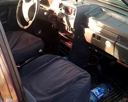 Фиолетовый ВАЗ 21099, объемом двигателя 1.5 л и пробегом 222 тыс. км за 1100 $, фото 5 на Automoto.ua