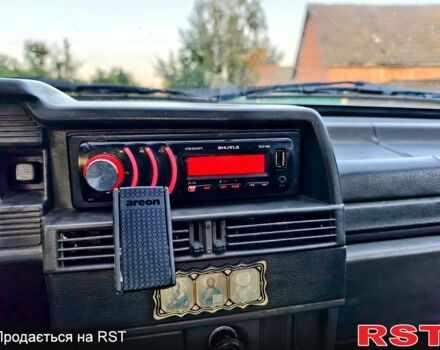 Фиолетовый ВАЗ 21099, объемом двигателя 1.5 л и пробегом 200 тыс. км за 1500 $, фото 5 на Automoto.ua