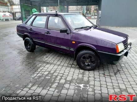 Фиолетовый ВАЗ 21099, объемом двигателя 1.5 л и пробегом 200 тыс. км за 1250 $, фото 1 на Automoto.ua