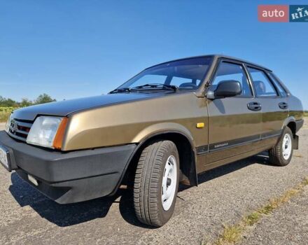 Коричневий ВАЗ 21099, об'ємом двигуна 1.5 л та пробігом 172 тис. км за 2400 $, фото 1 на Automoto.ua