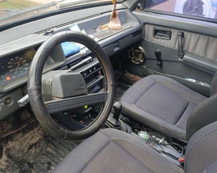 Червоний ВАЗ 21099, об'ємом двигуна 1.3 л та пробігом 500 тис. км за 1000 $, фото 4 на Automoto.ua