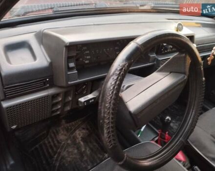 Красный ВАЗ 21099, объемом двигателя 1.5 л и пробегом 228 тыс. км за 1800 $, фото 4 на Automoto.ua