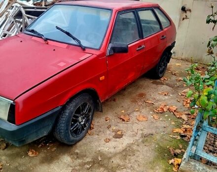 Красный ВАЗ 21099, объемом двигателя 1.6 л и пробегом 0 тыс. км за 1100 $, фото 2 на Automoto.ua