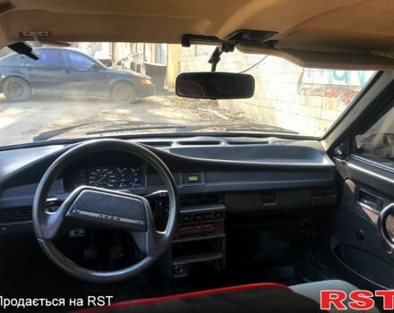 Красный ВАЗ 21099, объемом двигателя 1.5 л и пробегом 100 тыс. км за 850 $, фото 3 на Automoto.ua