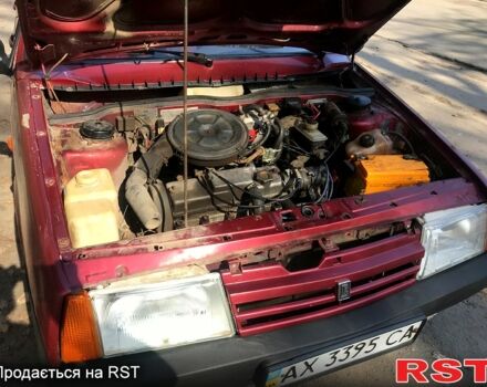 Красный ВАЗ 21099, объемом двигателя 1.5 л и пробегом 100 тыс. км за 850 $, фото 4 на Automoto.ua