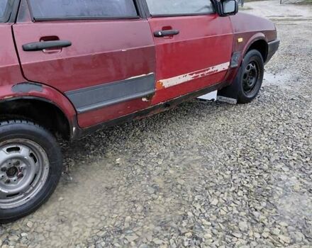 Красный ВАЗ 21099, объемом двигателя 1.5 л и пробегом 100 тыс. км за 500 $, фото 3 на Automoto.ua