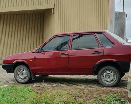 Красный ВАЗ 21099, объемом двигателя 1.3 л и пробегом 270 тыс. км за 909 $, фото 2 на Automoto.ua
