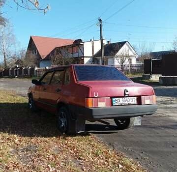 Красный ВАЗ 21099, объемом двигателя 1.5 л и пробегом 300 тыс. км за 1250 $, фото 1 на Automoto.ua