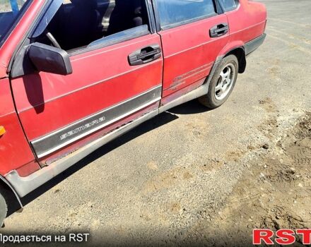 Красный ВАЗ 21099, объемом двигателя 1.3 л и пробегом 0 тыс. км за 850 $, фото 2 на Automoto.ua