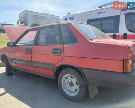 Красный ВАЗ 21099, объемом двигателя 1.5 л и пробегом 100 тыс. км за 1300 $, фото 2 на Automoto.ua