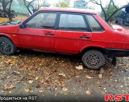 Красный ВАЗ 21099, объемом двигателя 1.5 л и пробегом 223 тыс. км за 650 $, фото 2 на Automoto.ua