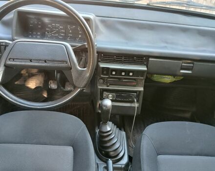 Красный ВАЗ 21099, объемом двигателя 1.3 л и пробегом 112 тыс. км за 1305 $, фото 2 на Automoto.ua