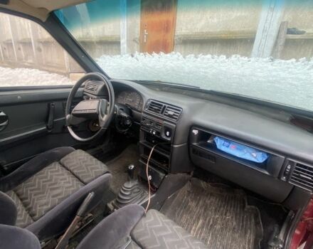 Красный ВАЗ 21099, объемом двигателя 1.5 л и пробегом 450 тыс. км за 700 $, фото 2 на Automoto.ua