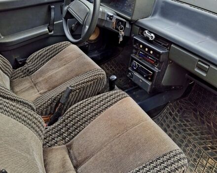 Червоний ВАЗ 21099, об'ємом двигуна 1.5 л та пробігом 303 тис. км за 900 $, фото 5 на Automoto.ua