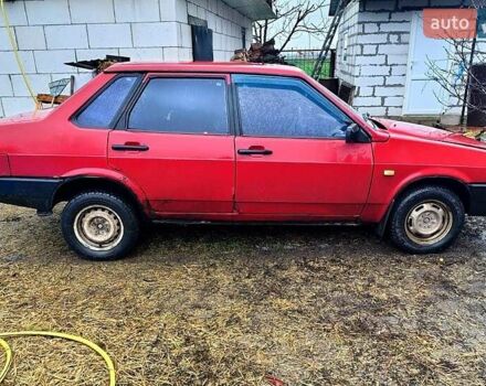 Красный ВАЗ 21099, объемом двигателя 1.3 л и пробегом 100 тыс. км за 700 $, фото 1 на Automoto.ua