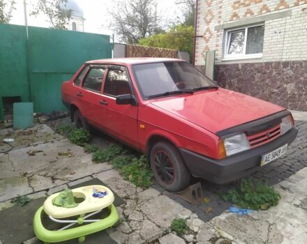 Красный ВАЗ 21099, объемом двигателя 1.5 л и пробегом 63 тыс. км за 750 $, фото 2 на Automoto.ua