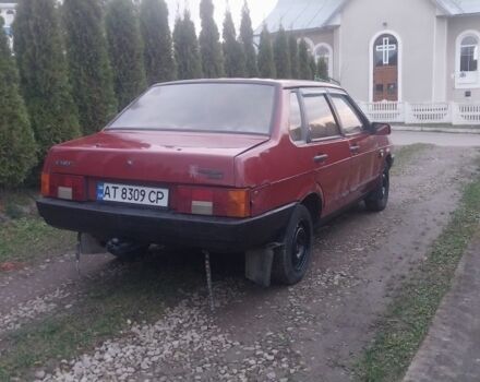 Красный ВАЗ 21099, объемом двигателя 1.5 л и пробегом 200 тыс. км за 1000 $, фото 4 на Automoto.ua