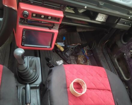 Красный ВАЗ 21099, объемом двигателя 1.5 л и пробегом 63 тыс. км за 750 $, фото 5 на Automoto.ua