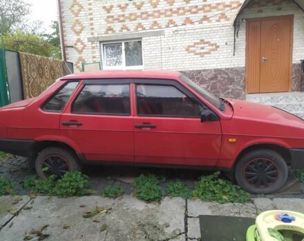 Красный ВАЗ 21099, объемом двигателя 1.5 л и пробегом 63 тыс. км за 750 $, фото 1 на Automoto.ua